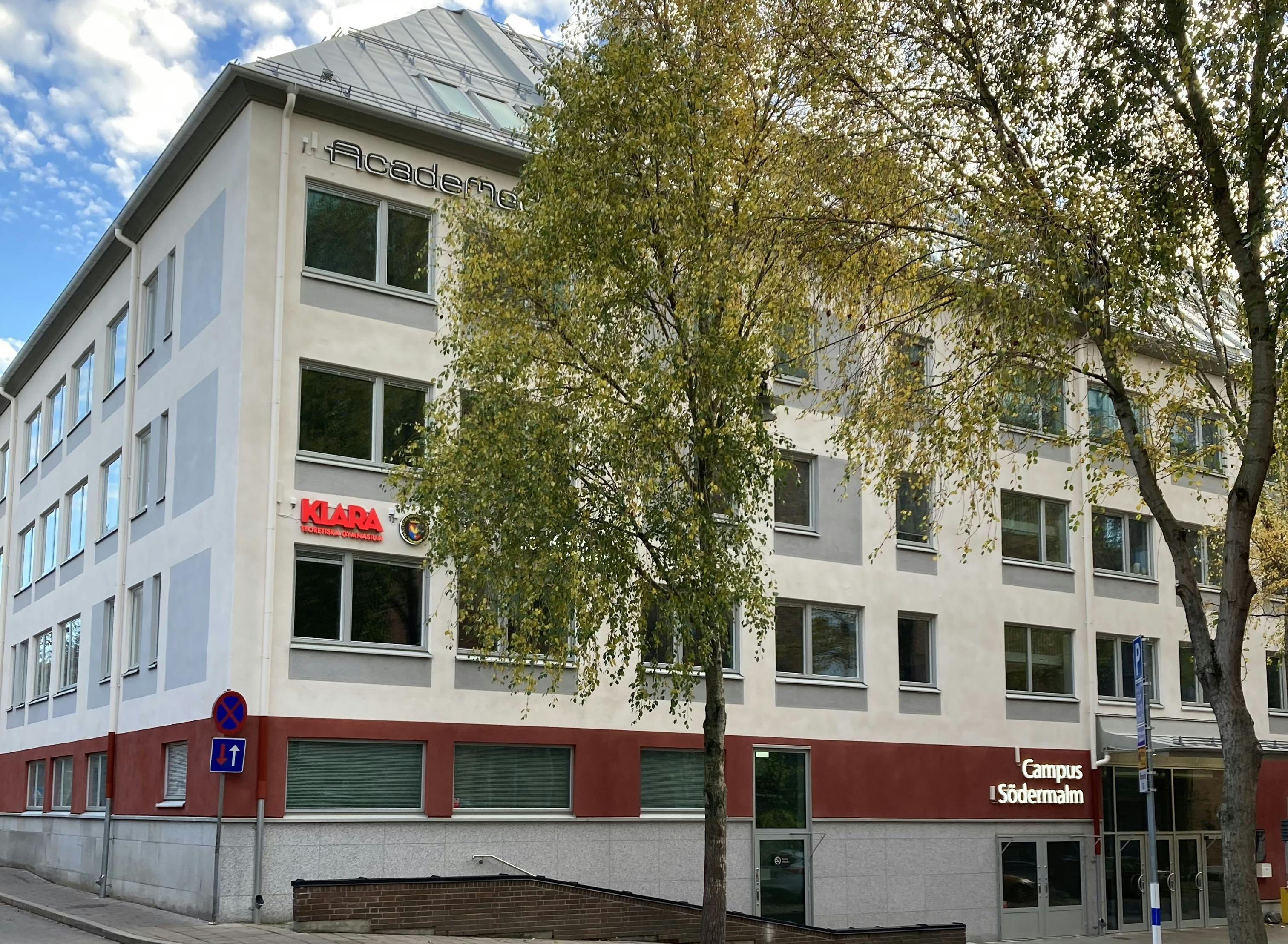 KLARA Teoretiska Gymnasium Södras skolbyggnad i Campus Södermalm.