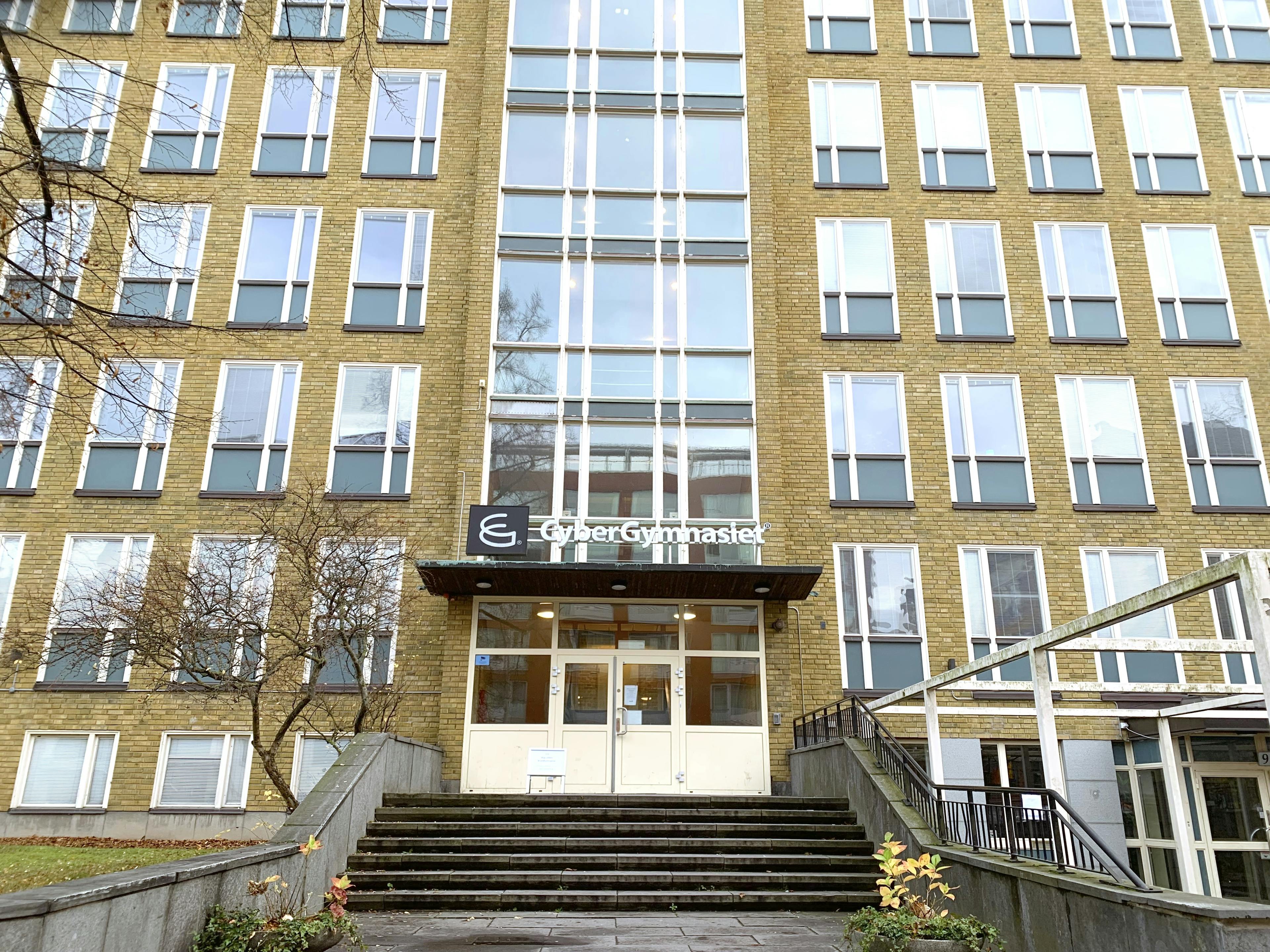 CyberGymnasiet Stockholms skolbyggnad.