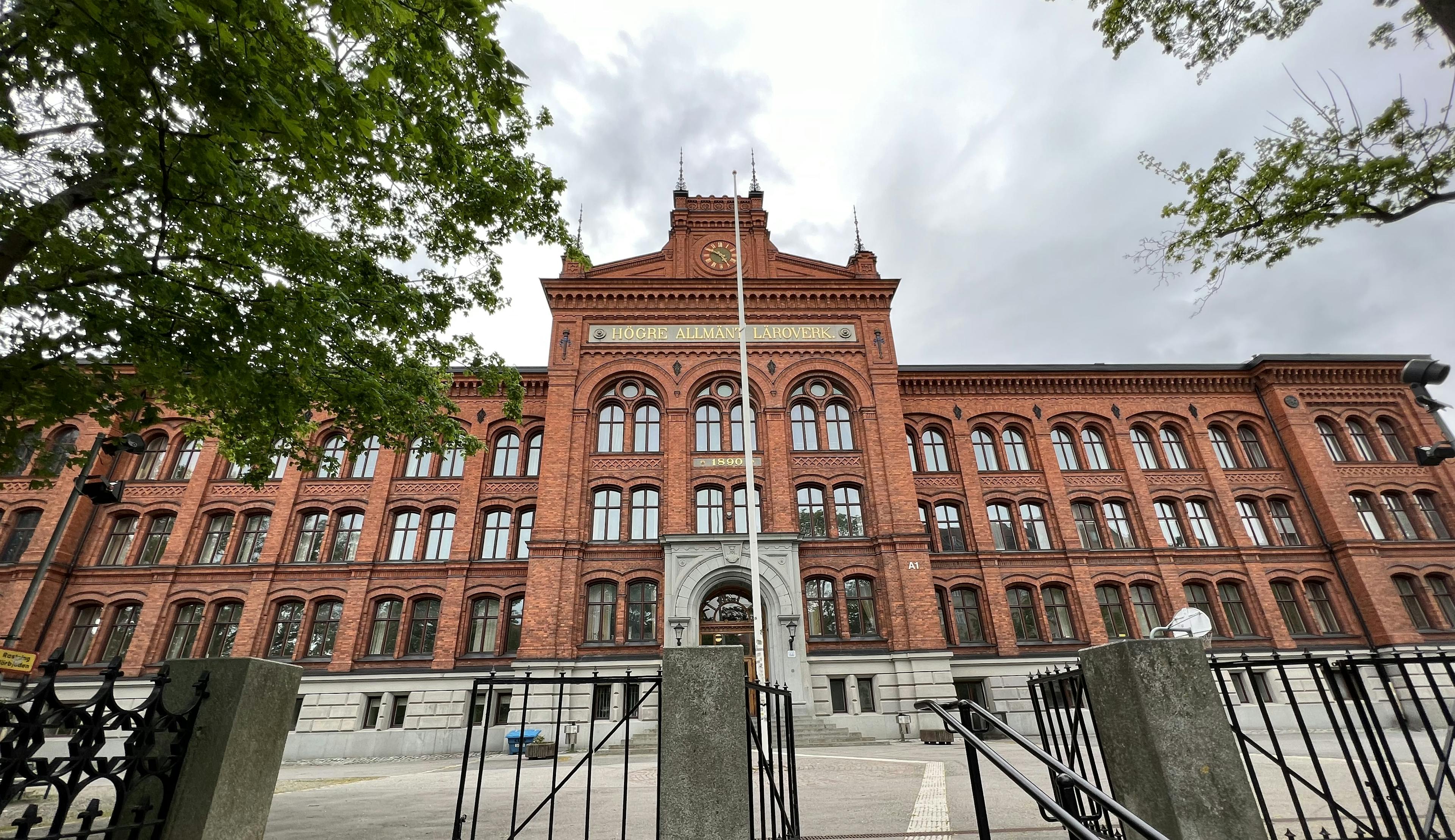 Norra Reals Gymnasiums skolbyggnad.
